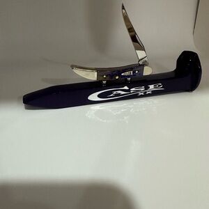 Case XX Purple Pocket Knife display spike.
KNIFE NOT INCLUDED!!